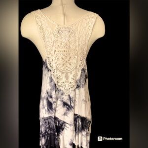 The Pyramid Collection Swim Cover-Up